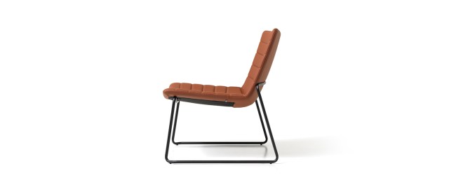 CITY LOUNGE CHAIR